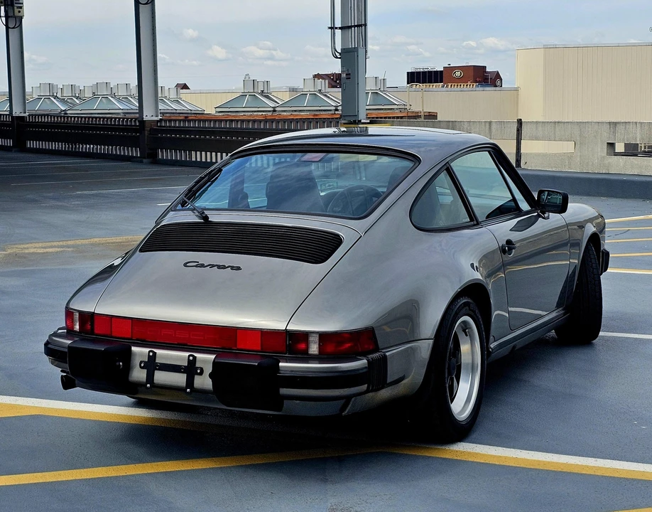 1989 Porsche 911 Carrera 3.2 - Image 27 of 31