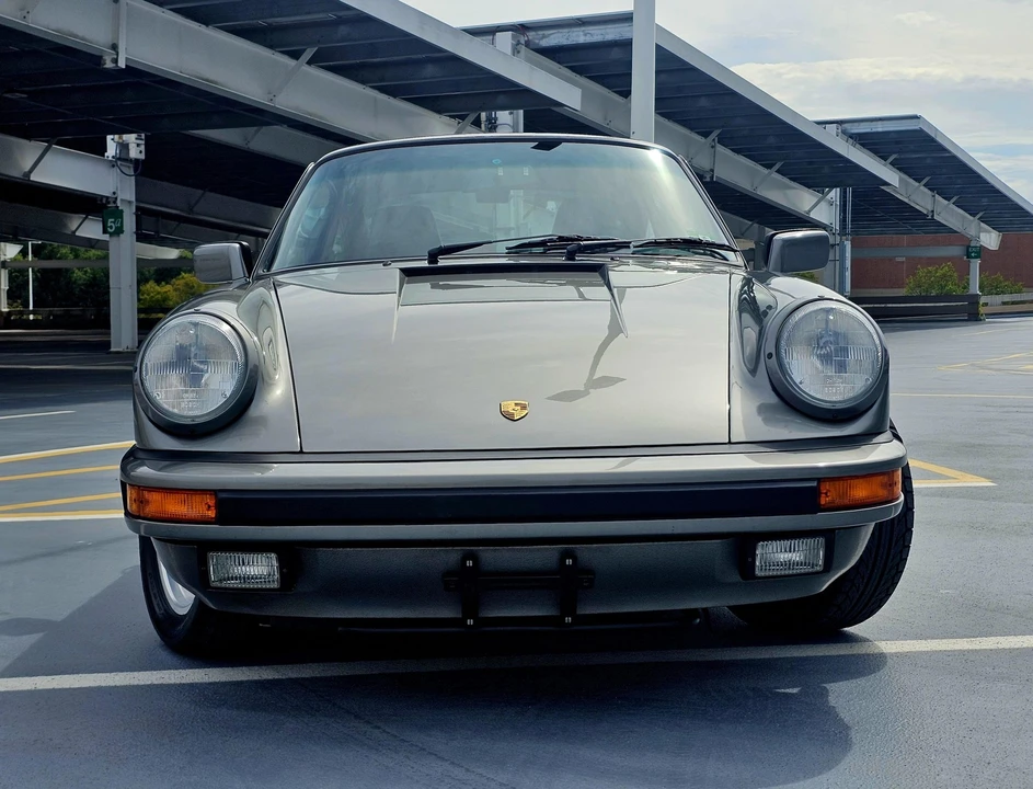 1989 Porsche 911 Carrera 3.2 - Image 15 of 31