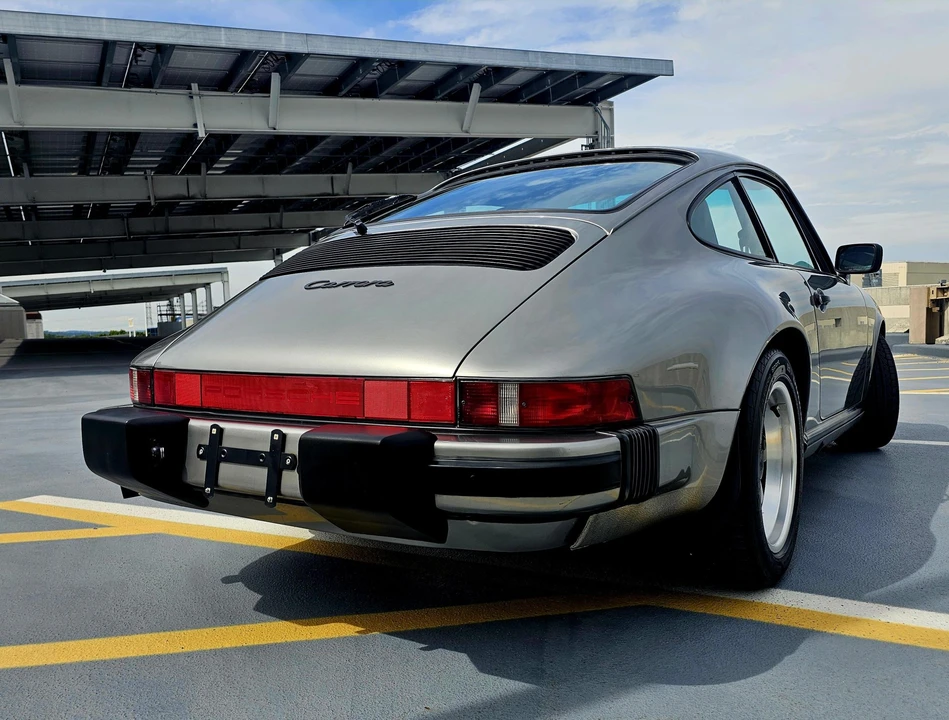 1989 Porsche 911 Carrera 3.2 - Image 29 of 31