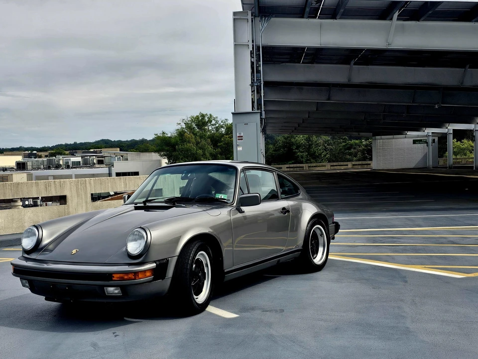 1989 Porsche 911 Carrera 3.2 - Image 7 of 31
