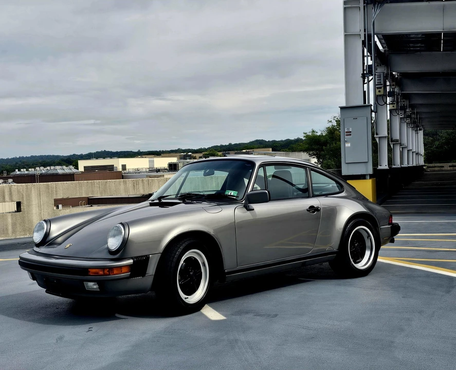 1989 Porsche 911 Carrera 3.2 - Image 6 of 31