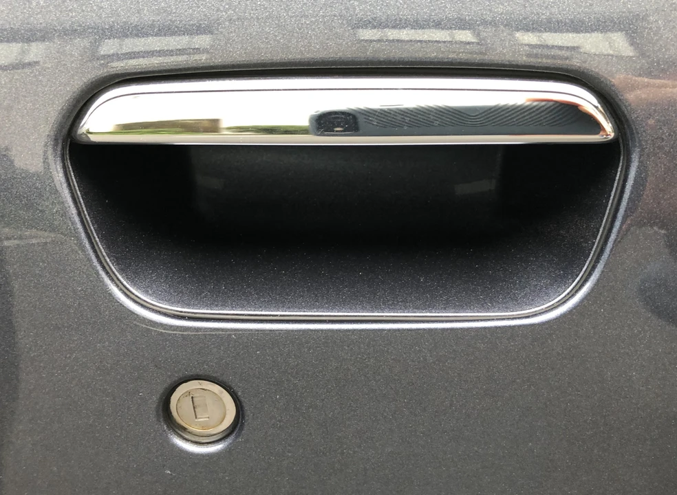 2012 Fisker Karma - Image 22 of 31