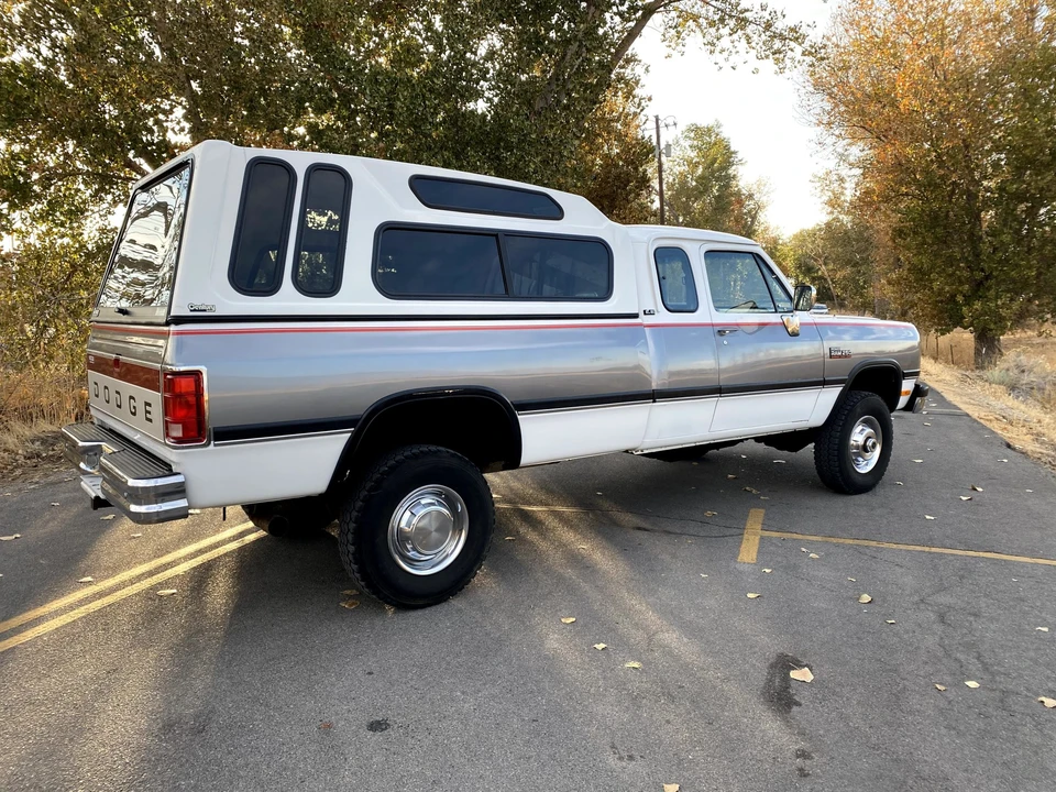1993 Dodge Ram 1st Gen - Image 24 of 31