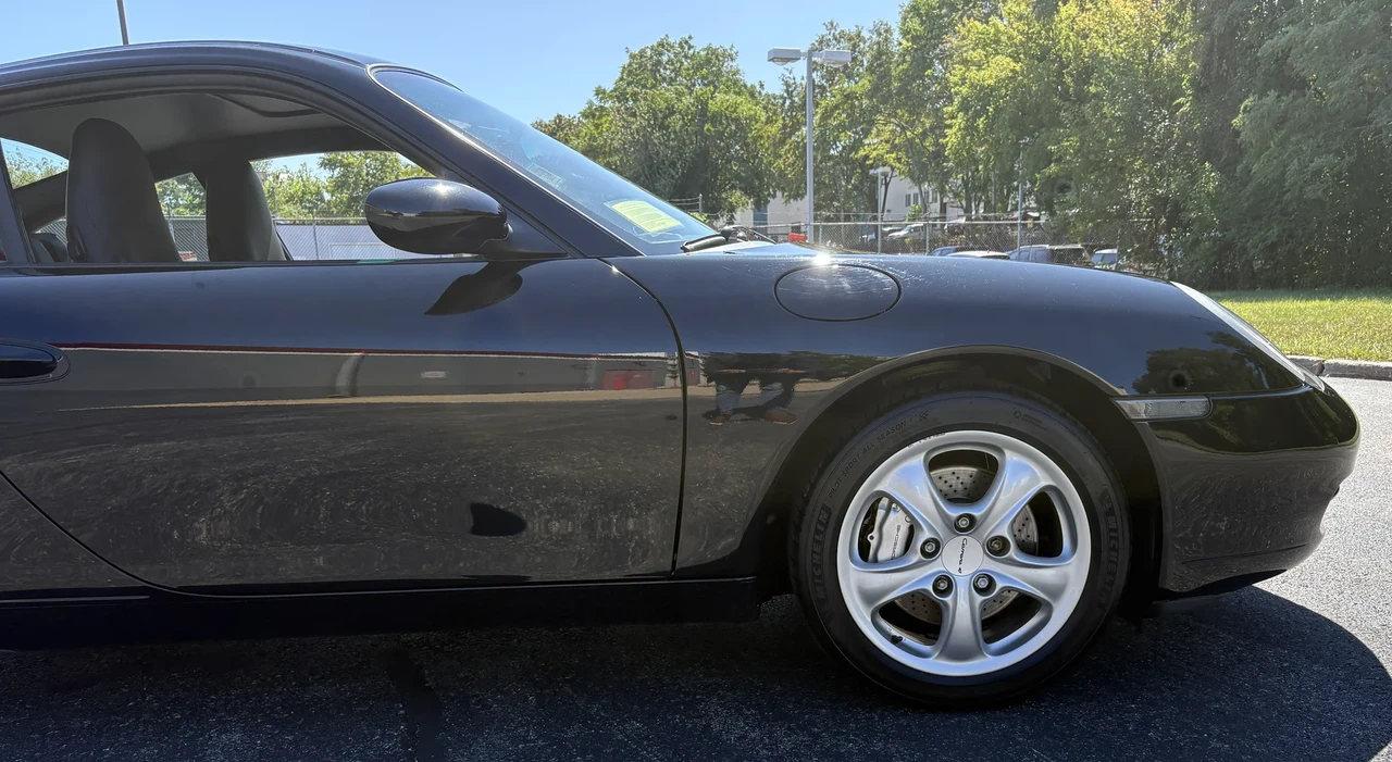 1999 Porsche 996 Carrera 4 - Image 29 of 31