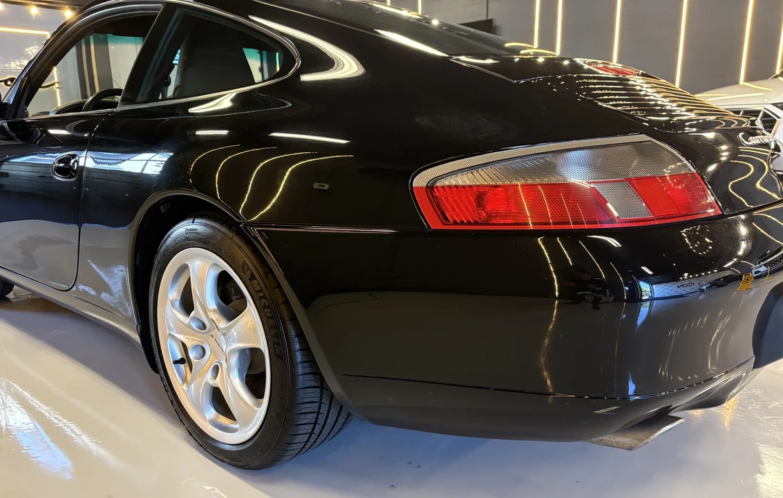 1999 Porsche 996 Carrera 4 - Image 28 of 31