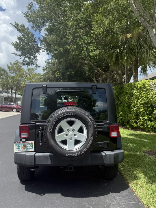 2015 Jeep JK Wrangler - Image 6 of 31