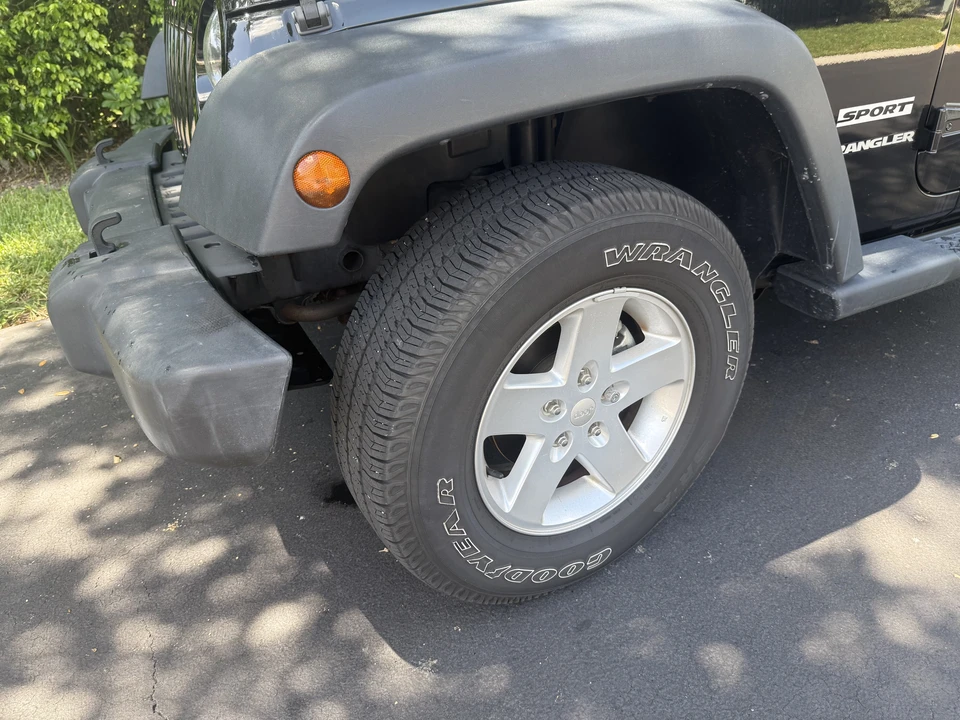 2015 Jeep JK Wrangler - Image 27 of 31