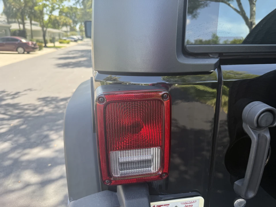 2015 Jeep JK Wrangler - Image 17 of 31