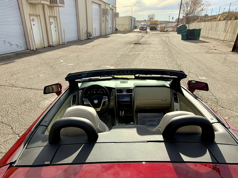 2006 Cadillac XLR-V - Image 31 of 31