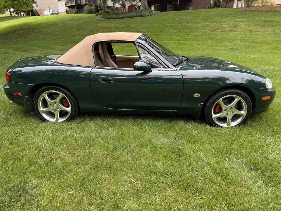 2001 Mazda NB MX-5 Miata - Image 4 of 31