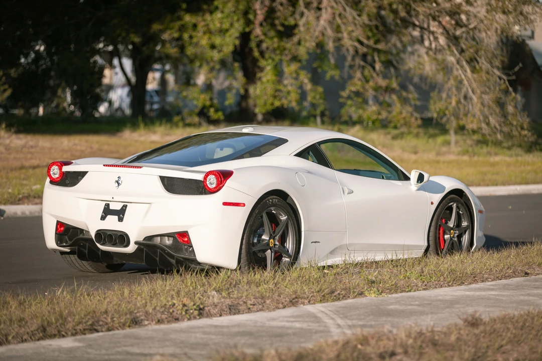 2014 Ferrari 458 Italia - Image 5 of 31