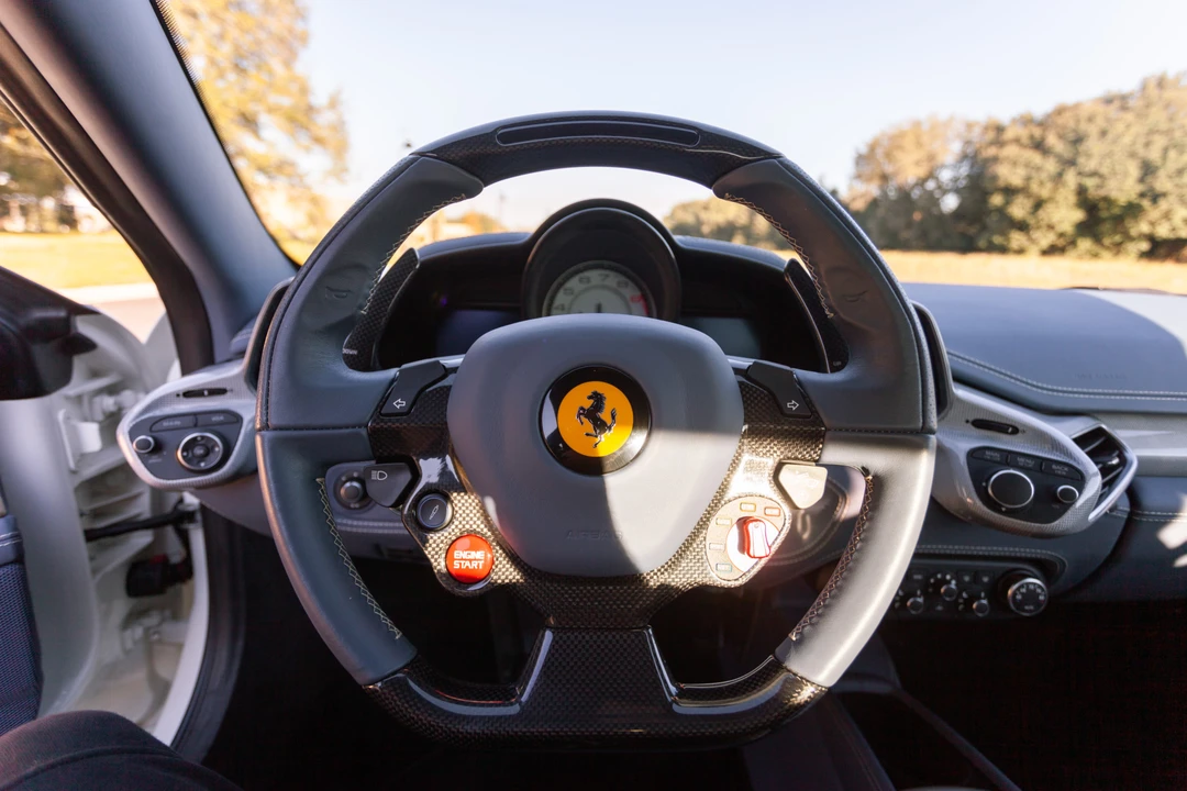 2014 Ferrari 458 Italia - Image 30 of 31