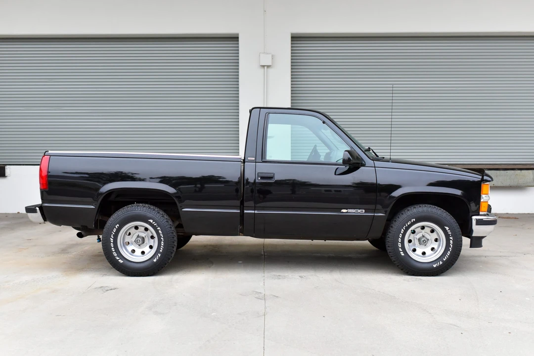 1995 Chevrolet C/K 4th Gen - Image 17 of 31