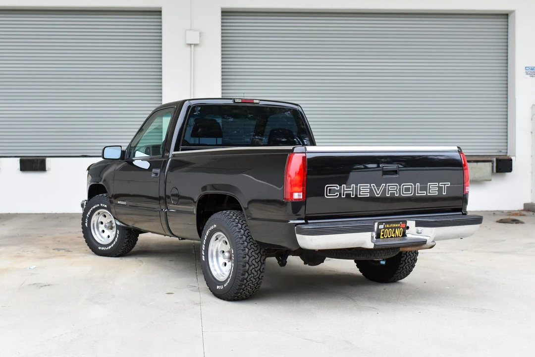 1995 Chevrolet C/K 4th Gen - Image 10 of 31