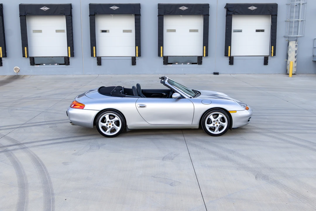 1999 Porsche 996 Carrera - Image 18 of 31