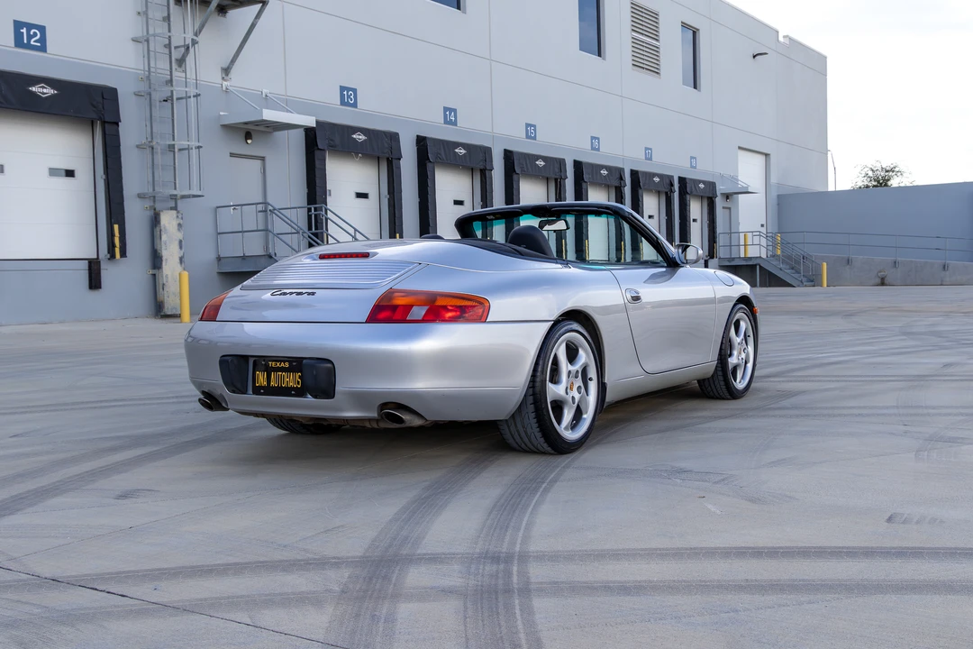 1999 Porsche 996 Carrera - Image 16 of 31