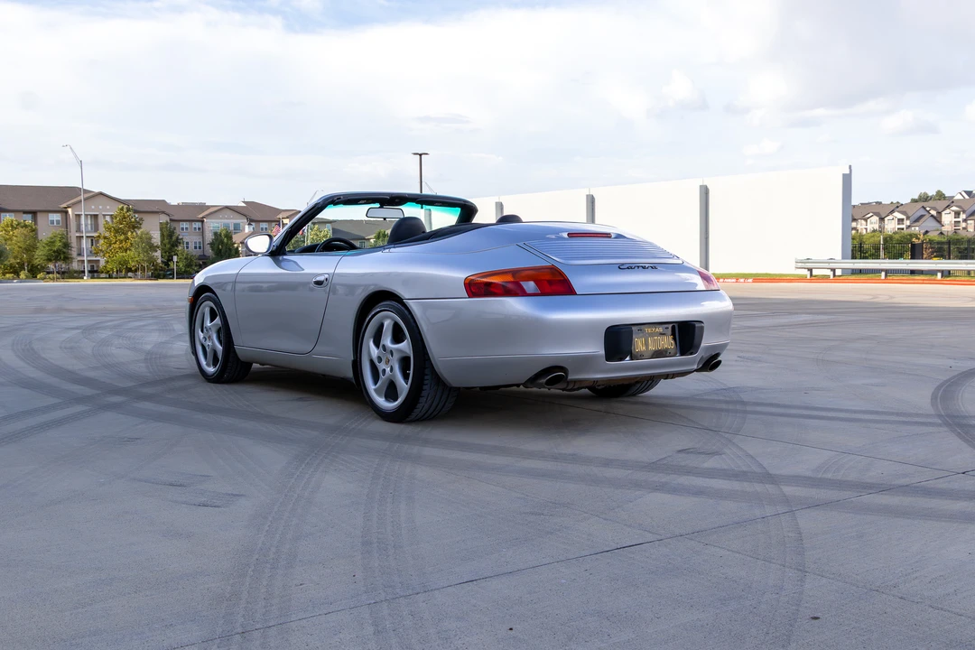 1999 Porsche 996 Carrera - Image 8 of 31