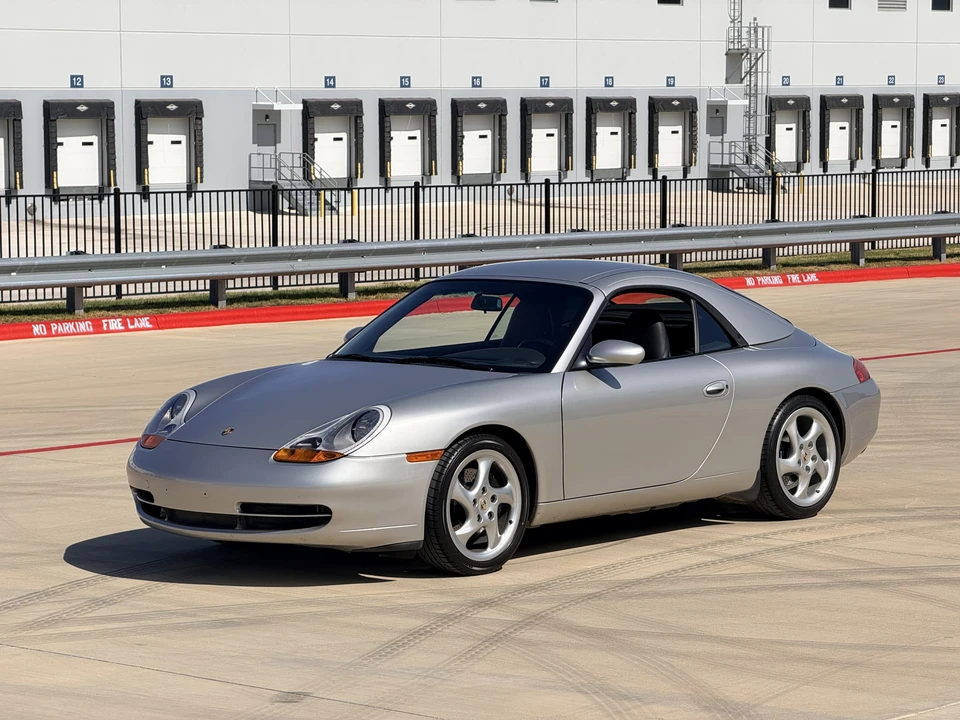 1999 Porsche 996 Carrera - Image 27 of 31