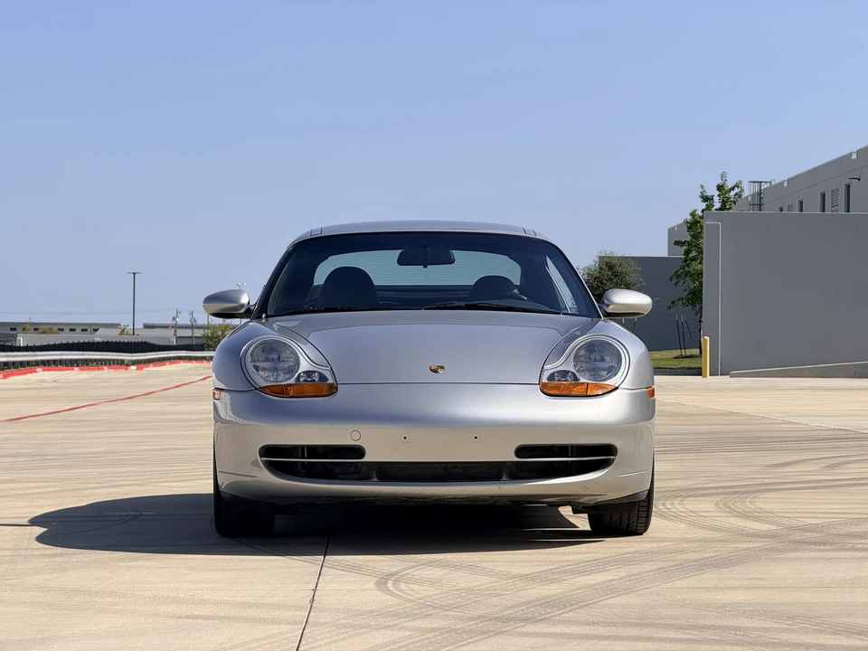 1999 Porsche 996 Carrera - Image 28 of 31