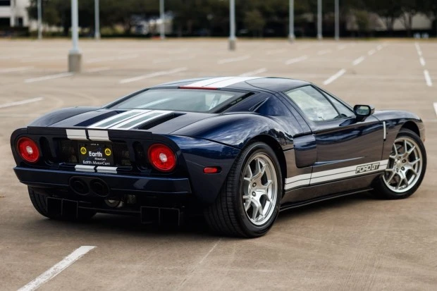 2006 Ford GT 1st Gen - Image 2 of 9