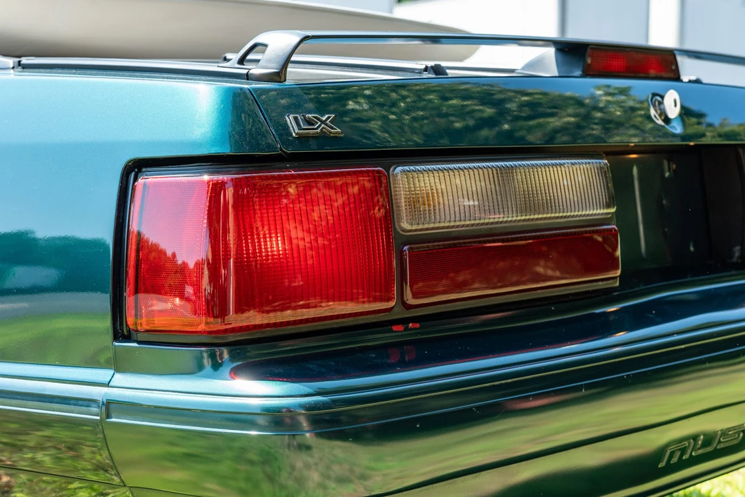 1990 Ford Mustang 3rd Gen - Image 22 of 31