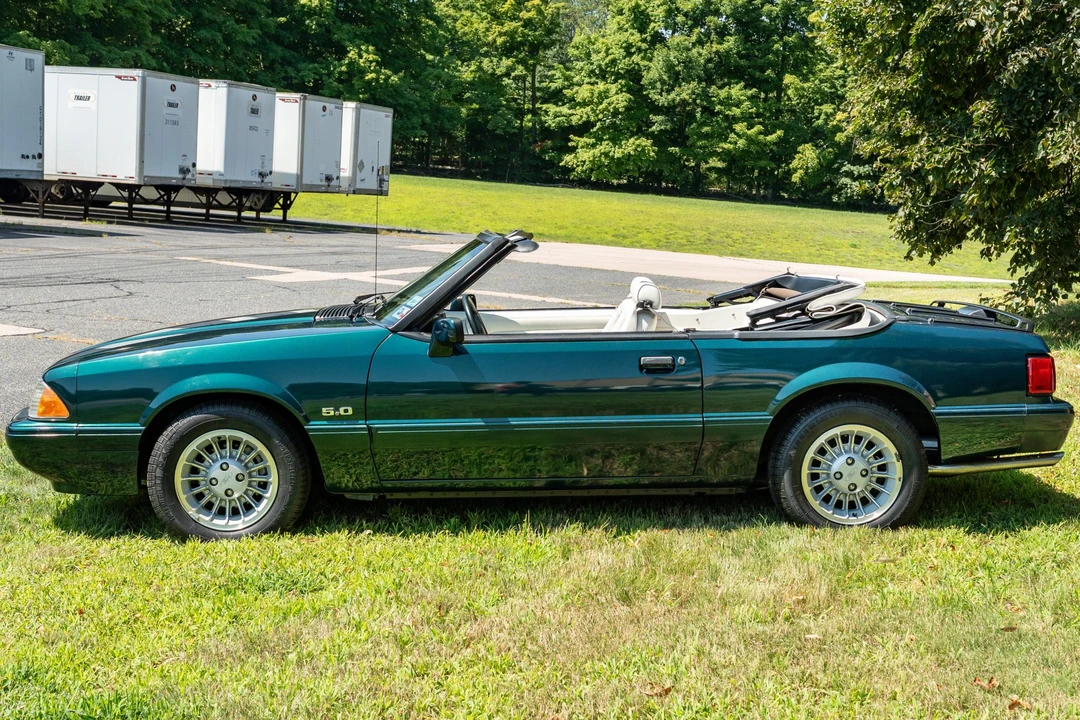 1990 Ford Mustang 3rd Gen - Image 8 of 31