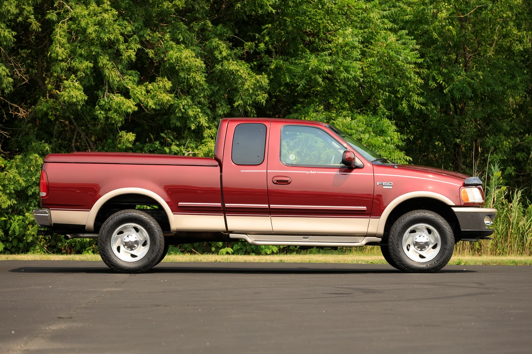 1998 Ford F-150 10th Gen - Image 7 of 31