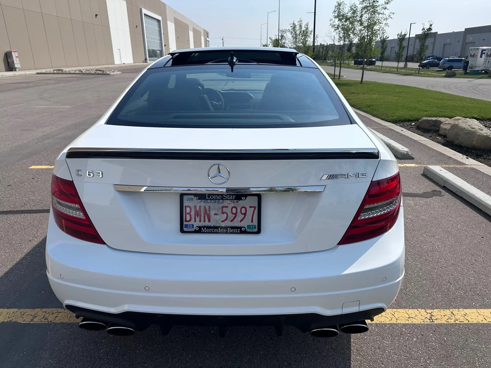 2014 Mercedes-Benz W204 C 63 AMG - Image 11 of 31
