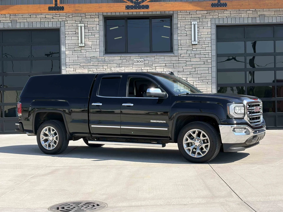 2018 GMC Sierra 4th Gen - Image 4 of 31