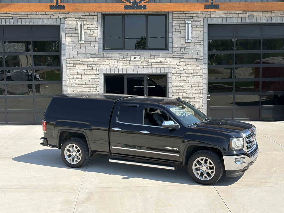 2018 GMC Sierra 4th Gen - Image 3 of 31