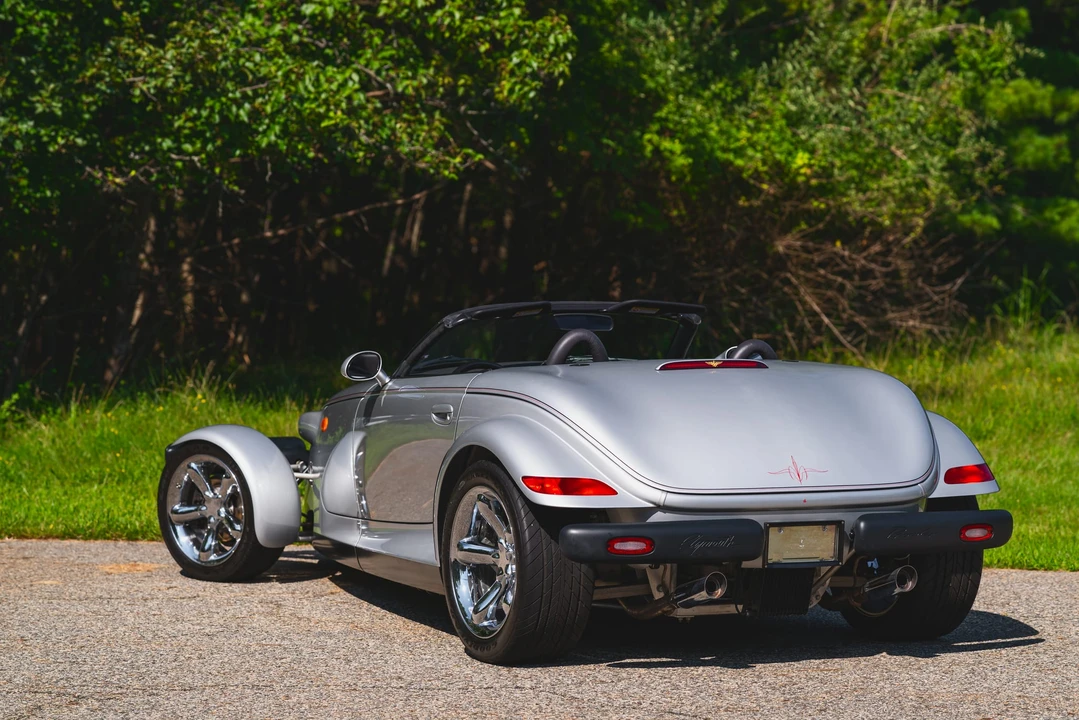 2001 Plymouth Prowler - Image 9 of 31