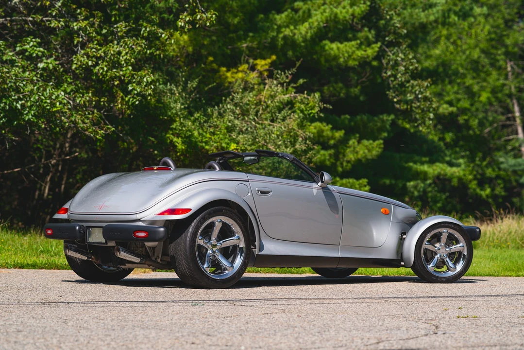 2001 Plymouth Prowler - Image 12 of 31
