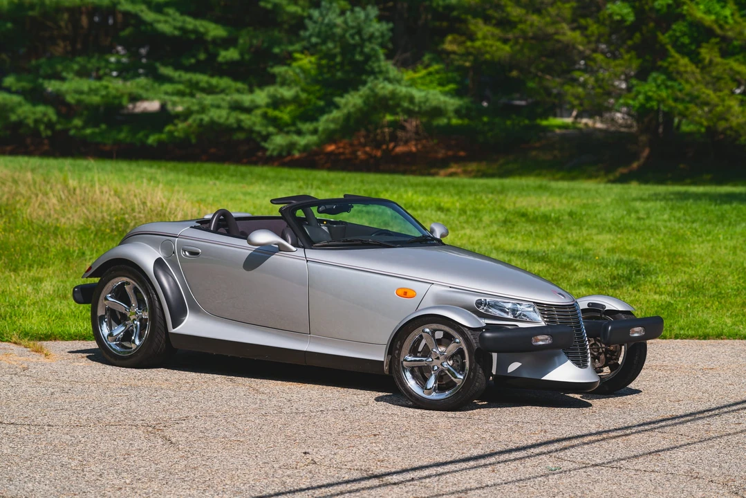 2001 Plymouth Prowler - Image 14 of 31