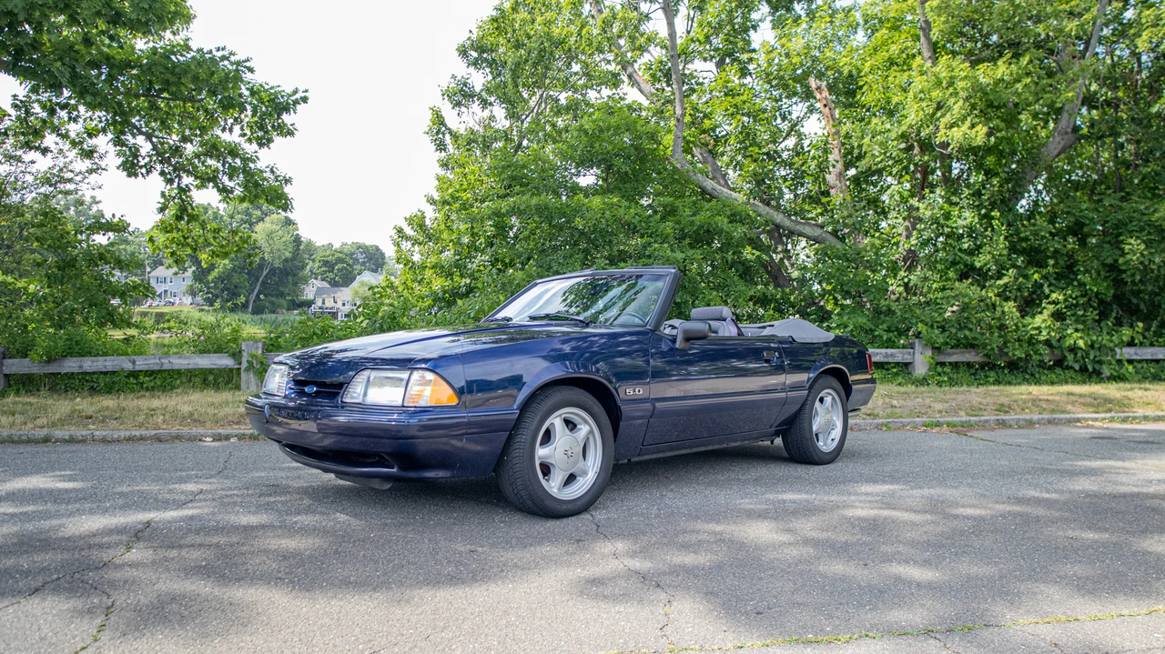 1993 Ford Mustang 3rd Gen - Image 4 of 31