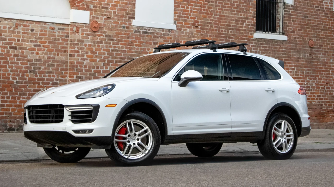 2016 Porsche 958 Cayenne Turbo - Image 5 of 31