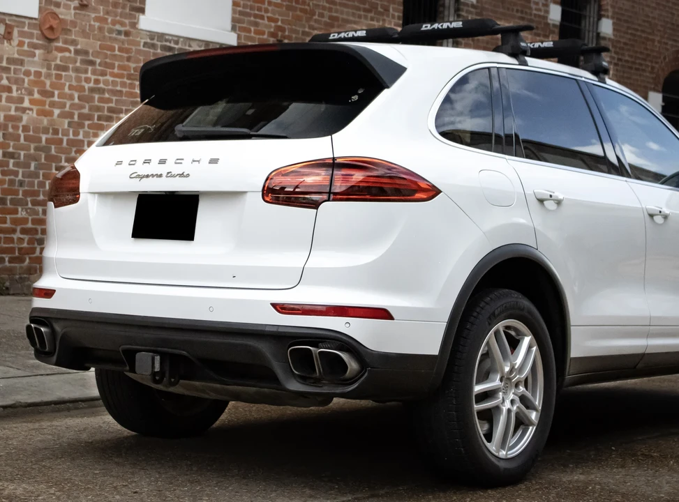 2016 Porsche 958 Cayenne Turbo - Image 12 of 31