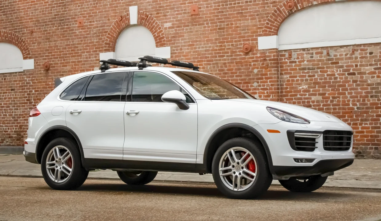 2016 Porsche 958 Cayenne Turbo - Image 16 of 31