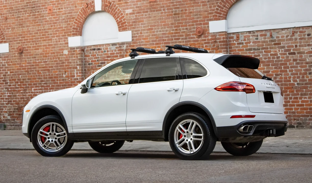 2016 Porsche 958 Cayenne Turbo - Image 8 of 31