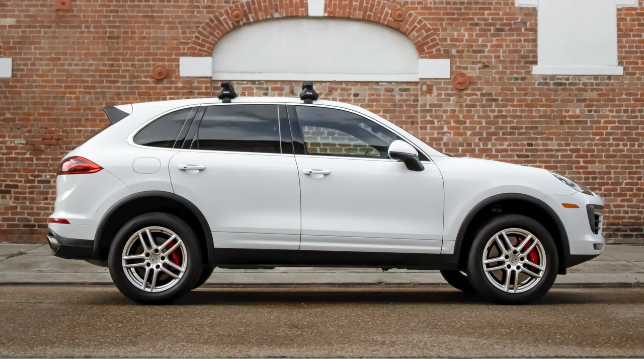 2016 Porsche 958 Cayenne Turbo - Image 14 of 31