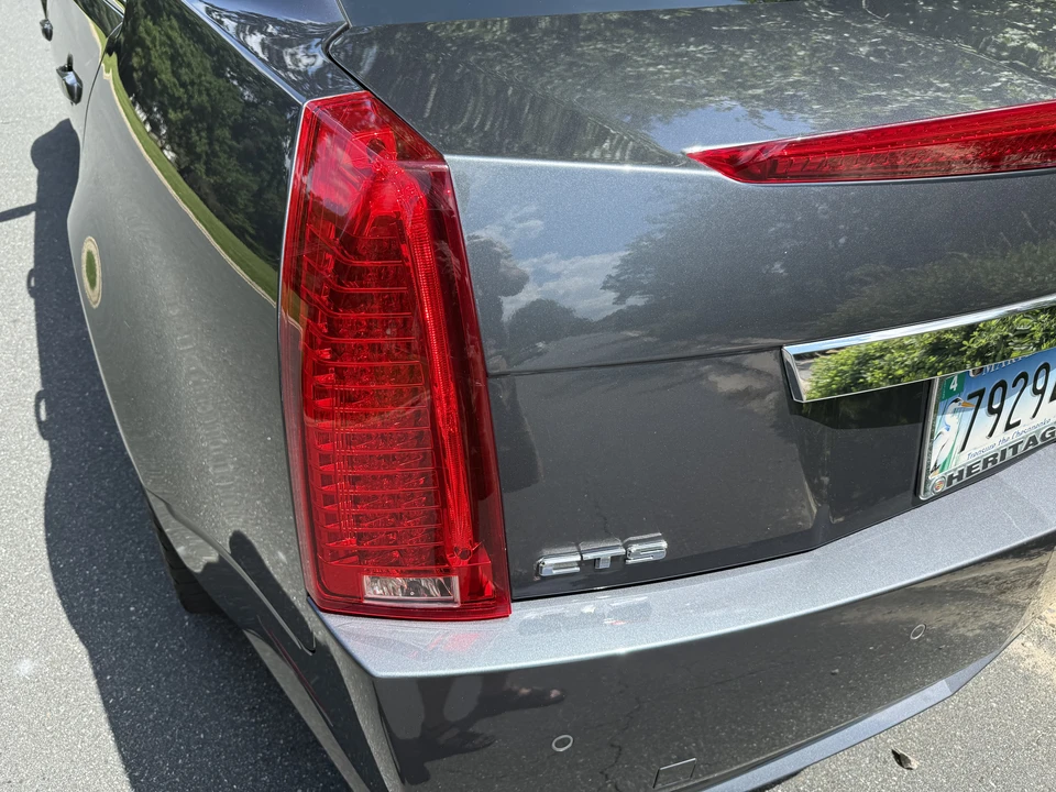 2011 Cadillac CTS-V 2nd Gen - Image 8 of 31