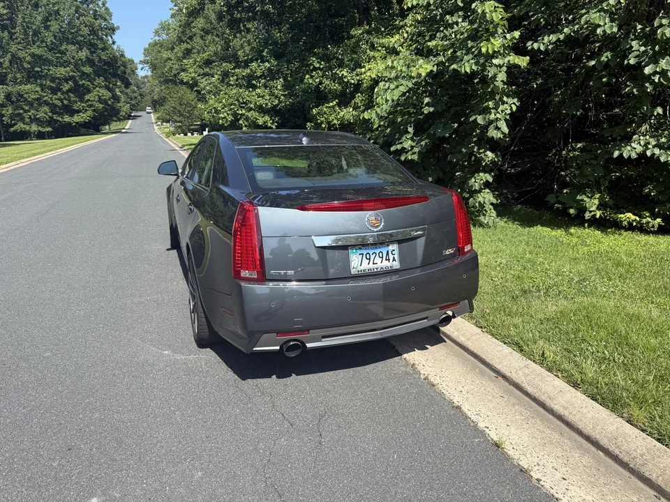 2011 Cadillac CTS-V 2nd Gen - Image 4 of 31