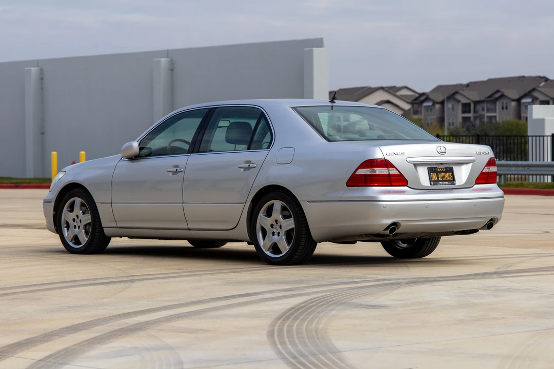 2005 Lexus LS 3rd Gen - Image 31 of 31