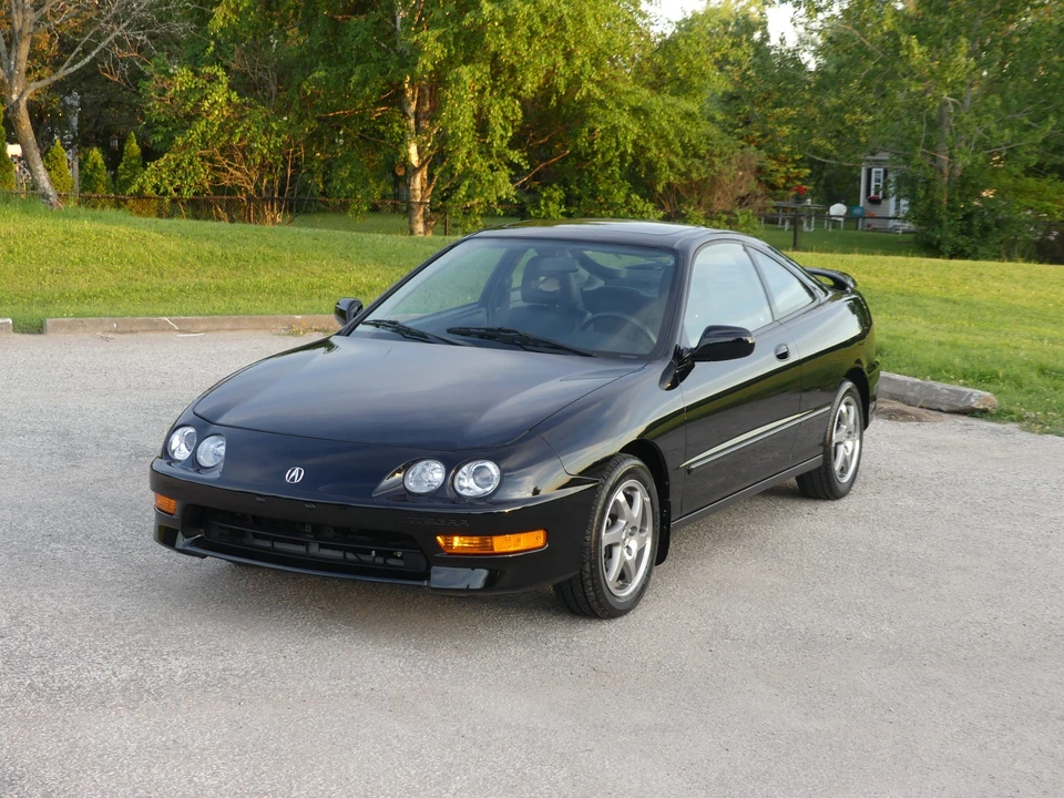 2001 Acura Integra 3rd Gen - Image 2 of 31