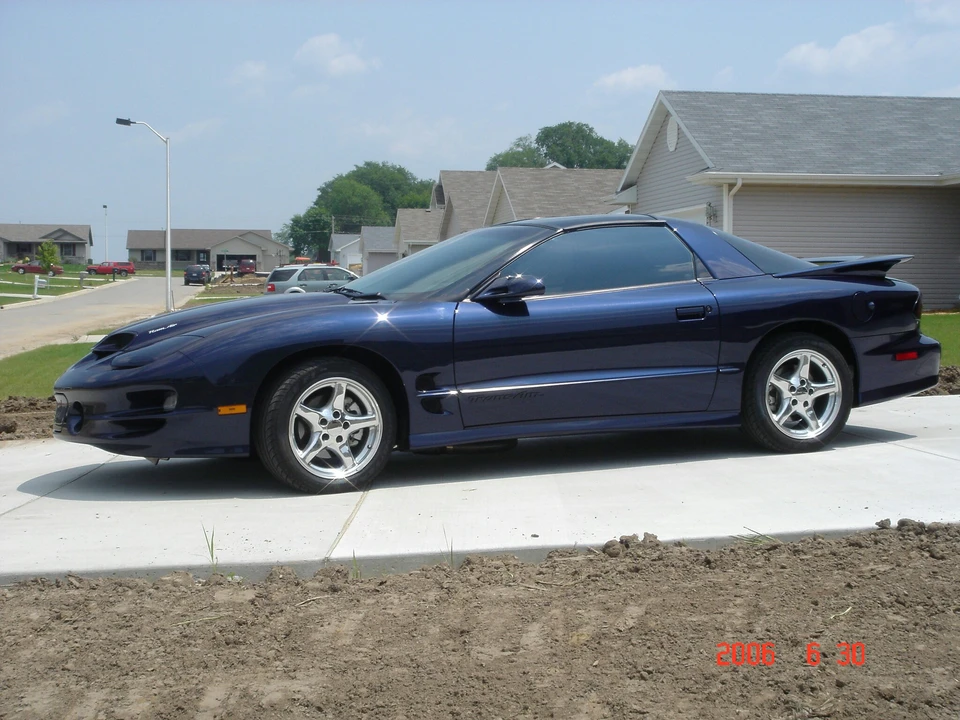 2000 Pontiac Firebird Trans Am 4th Gen - Image 12 of 31