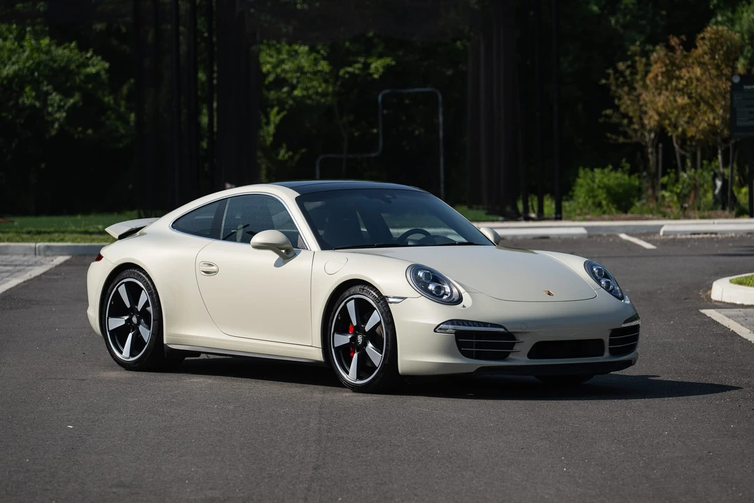 2014 Porsche 991 Carrera - Image 26 of 31