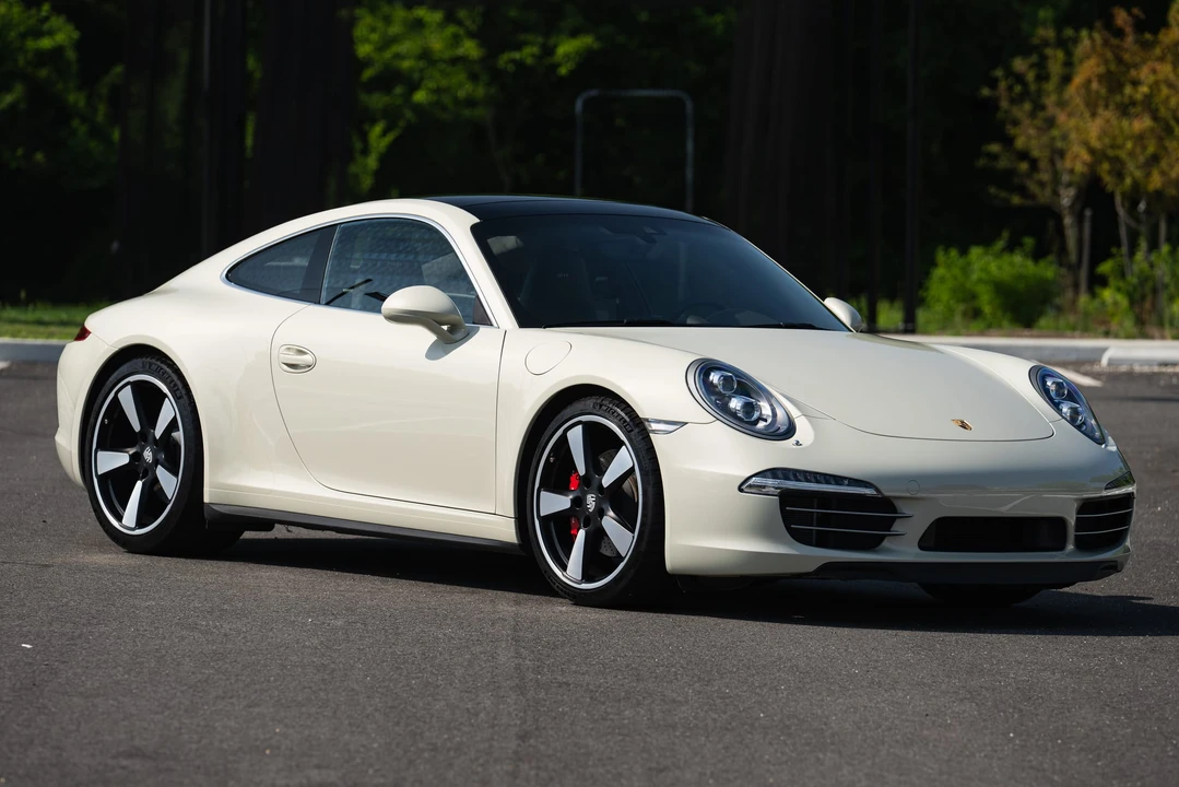 2014 Porsche 991 Carrera - Image 27 of 31