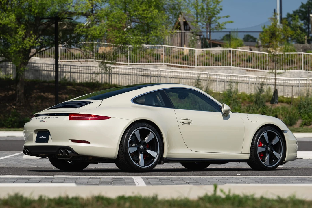 2014 Porsche 991 Carrera - Image 18 of 31