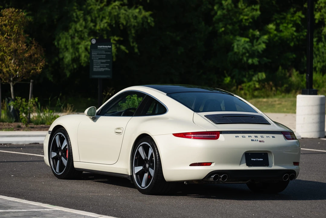 2014 Porsche 991 Carrera - Image 11 of 31