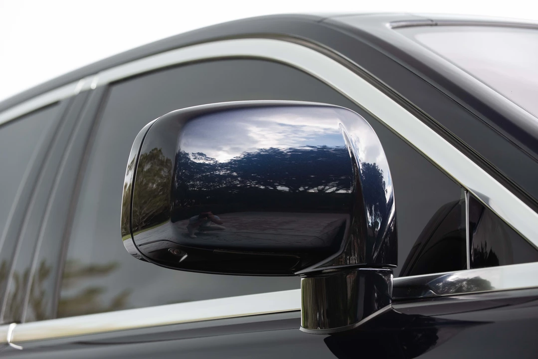 2011 Rolls-Royce Ghost 1st Gen - Image 18 of 31