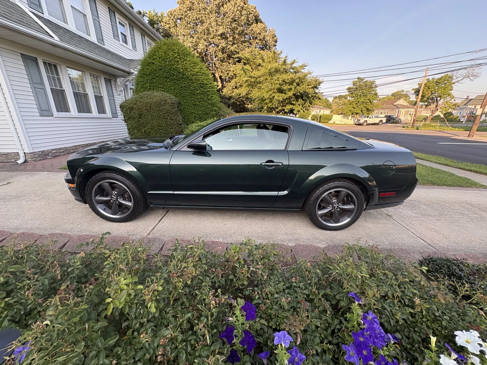 2009 Ford S197 Mustang Bullitt - Image 11 of 31